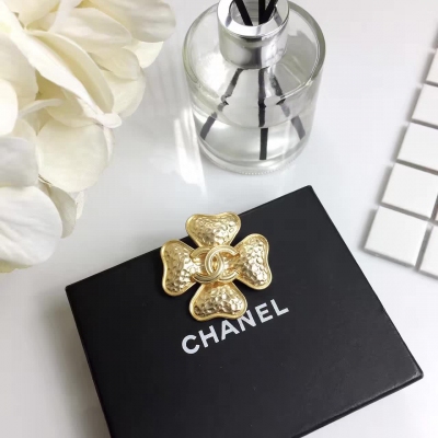 Chanel Vintage 金色古金首飾！古董貨嚴格來說正品已超過10年歷史！非常具有收藏意義！清晰Logo刻字 純手工出品 高級定制