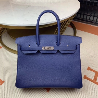 Hermes愛馬仕 Birkin 35cm 進口頂級小牛皮， 全手工配進口蠟線 原廠五金 【寶石藍】金扣！每一個環節都力求完美 細節完美無瑕