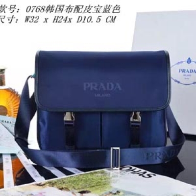 經典款PRADA，韓國布配牛皮，搭配高端亞槍色五金產地標、175工廠代工標，男士福利，超贊.堪稱原單.搭配獨特，品質高人一等，高端大氣上檔次，實用性無可挑剔，送禮  自己用都非常合適【獨家實拍】尺寸：32X25X10