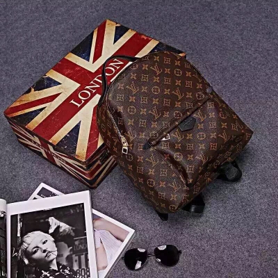 新款大量到貨【louis vuitton-路易威登】M44188大號原版皮sezi：303211cm 大量回貨原版皮獨家風格顏色：老花