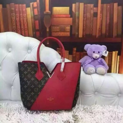 LV 最新款式正能量新一代夏冬季首先 品購入打版的原版頭層牛皮打造一秉承著品質為先的原則最新款購物袋內配小袋子逛街首選