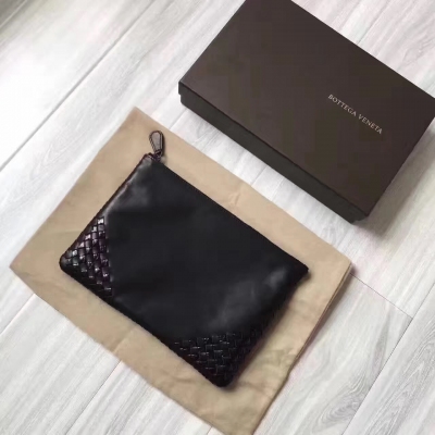 BV Bottega Veneta301205 專櫃最新款手包 中性款男女都可以用哦～原單胎牛皮面料! 26x16