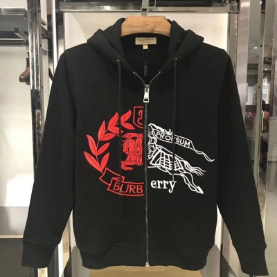 Burberry巴寶莉 2020新品男士原單品質專櫃同步純棉拉鍊式刺繡戰馬設計休閒衛衣 尺碼：M L XL XXL 顏色：黑色