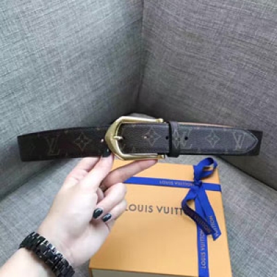 2017獨家實拍  Louis vuitton 海外原單貨，字母掛扣 男士34mm針扣921精品鋼扣與正品零距離接觸，手工縫線完美工藝，拿的走圖片拿不走的品質，高端客戶入。