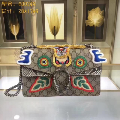 【GUCCI-古奇】十年打造專業GUCCI   市場頂級獨家控貨，專/櫃品質  採用進口牛皮，原廠五金！精緻做工。獨家實物拍照品質如圖可見 。款號：400249