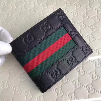 【GUCCI-古奇】十年打造專業GUCCI 市場頂級獨家控貨，專櫃品質 採用進口牛皮，原廠五金！精緻做工。獨家實物拍照品質如圖可見 。款號：408827尺寸：11*9*1