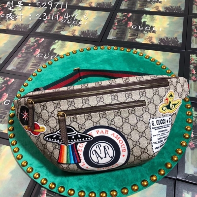 【Gucci古馳】Gucci 新款。市場頂級獨家控貨，專櫃品質 採用進口牛皮，原廠五金！精緻做工。 獨家實物拍照 品質如圖可見 。款號: 529711。尺寸：寬23*高11.4*側寬7.6