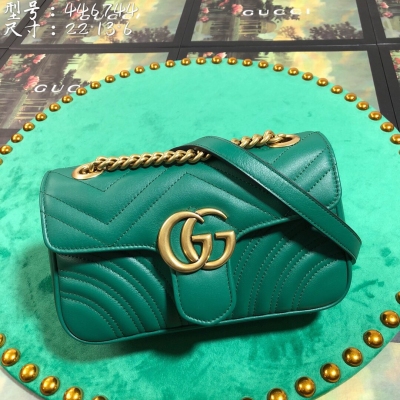 【Gucci古馳】Gucci 新款。市場頂級獨家控貨，專櫃品質 採用進口牛皮，原廠五金！精緻做工。 獨家實物拍照 品質如圖可見 。款號: 446744。尺寸：寬22*高13*側寬6