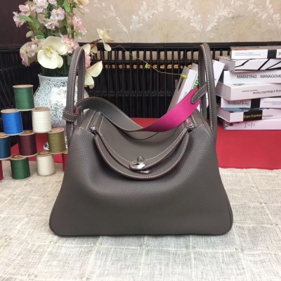 愛馬仕Hermes Lindy 26cm 原廠頂級進口原廠togo皮 配 手工蜜蠟線縫製 老工匠手藝 愛馬仕Hermes 經典款 【大象灰／桃紅】銀扣