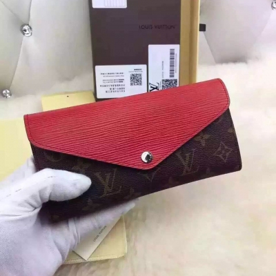 Louis Vuitton M60433採用全進口皮料。 尺寸：20X10.5CM