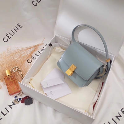 CELINE BOX 原單質量 鎖扣採用作舊復古風，升級彈簧，包邊壓有防偽壓線 ！油邊升級 皮定了好久才出貨呢 皮面帶有一點亮 品質保證非常有質感 配專櫃包裝 小號17cm