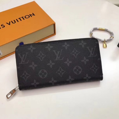 【Louis Vuitton 原版鐳射五金】LV M60017閃電 路易威登這款設計實用的Monogram帆布皮夾以拉鍊開合，可裝紙幣，零錢和證件等。尺寸:19x10cm，包裝:配包裝盒，五件套海關貼