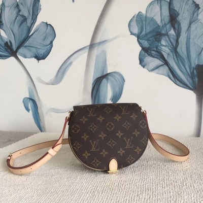 LV路易威登 中古系列 Louis Vuitton 老花中古vintage 小豬包 M51179，日本購入二手開發！18*7*15cm