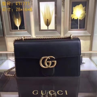 【GUCCI-古奇】十年打造專業GUCCI   市場頂級獨家控貨，專/櫃品質  採用進口牛皮，原廠五金！精緻做工。獨家實物拍照品質如圖可見 。