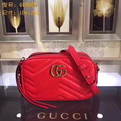 【原單配全套包裝】 【GUCCI-古奇】十年打造專業GUCCI   市場頂級獨家控貨，專櫃品質  採用進口牛皮，原廠五金！精緻做工。獨家實物拍照品質如圖可見 。尺寸：18*12*6。款號：448065