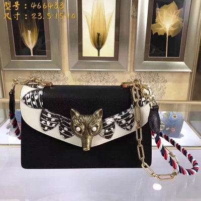 【GUCCI-古奇】十年打造專業GUCCI 市場頂級獨家控貨，專櫃品質  採用進口牛皮，原廠五金！精緻做工。獨家實物拍照品質如圖可見 。款號：466433。尺寸：23.5*15*10