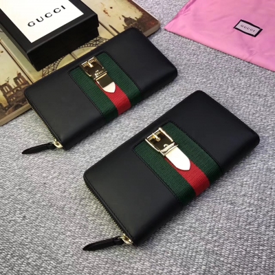 【GUCCI-古奇】十年打造專業GUCCI 市場頂級獨家控貨，專櫃品質 採用進口牛皮，原廠五金！精緻做工。獨家實物拍照 品質如圖可見 。款號：476083尺寸：19.5*11*3