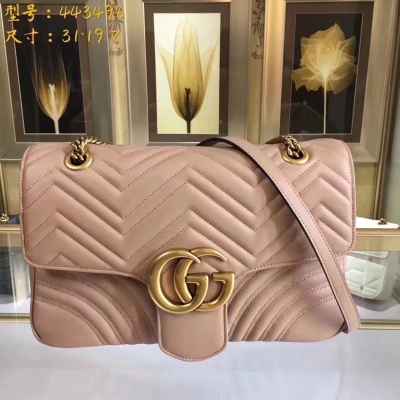 【GUCCI-古馳】十年打造專業GUCCI 市場頂級獨家控貨，專櫃品質 採用進口牛皮，原廠五金！精緻做工。 獨家實物拍照 品質如圖可見 。款號：443496。大號尺寸：31*19*7