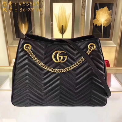 【GUCCI-古奇】十年打造專業GUCCI   市場頂級獨家控貨，專/櫃品質  採用進口牛皮，原廠五金！精緻做工。獨家實物拍照品質如圖可見 。款號：453569。尺寸：36*27*14。