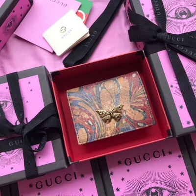 【GUCCI-古馳】 十年打造專業GUCCI 市場頂級獨家控貨，專櫃品質 採用進口牛皮，原廠五金！精緻做工。 獨家實物拍照 品質如圖可見 。款號：516929尺寸：11*9*3