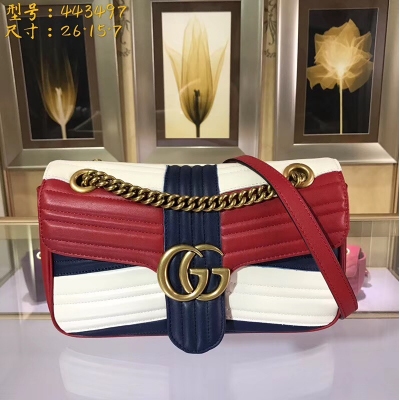 【Gucci 古馳】Gucci新款。市場頂級獨家控貨，專櫃品質 採用進口牛皮，原廠五金！精緻做工。 獨家實物拍照 品質如圖可見 。型號: 443497 大號尺寸：寬26*高15*側寬7。型號: 446744 小號尺寸：寬