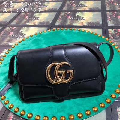 【Gucci古馳】Gucci 新款。市場頂級獨家控貨，專櫃品質 採用進口牛皮，原廠五金！精緻做工。 獨家實物拍照 品質如圖可見 。款號: 550129。尺寸：寬25*高16*側寬7。顏色：綠色/黑色/白色/酒紅