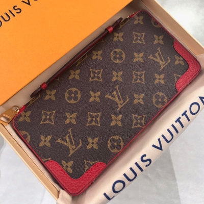 LOUIS VUITTON LV路易威登 M60699 特別介紹 海外特供（專櫃貨） 錢夾造型源自手袋，容量大，可放入支票簿、21 張卡、硬幣、紙幣、護照，甚至手機。 品質最優，別致手柄設計，可作優雅手包。尺寸：23X13