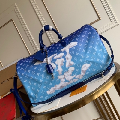 LOUIS VUITTON LV 路易威登 M45428藍色 頂級原單 Keepall Bandoulière 50 旅行袋（配肩帶）材質柔軟，選用 Monogram Eclipse 帆布，正面印有男裝藝術總監 Virgi