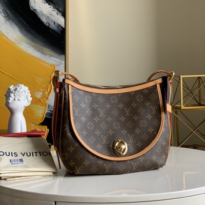 LOUIS VUITTON LV路易威登 M40075老花 Tulum 中古金豆手袋 袋身寬闊，質感柔軟，肩帶可隨意調節長度，老花蓋頭鎖扣弧形包女包手提包 金屬配件采圓弧形設計，既時尚又實用，尺寸：34x28x14cm