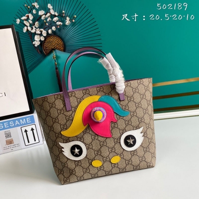 GUCCI古馳 新款。市場頂級獨家控貨，專櫃品質 採用進口牛皮，原廠五金！精緻做工。獨家實物拍照品質如圖可見。款號: 502189。尺寸：寬20.5*高20*側寬10。顏色：獨角獸