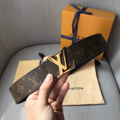 LOUIS VUITTON LV路易威登 皮帶 進囗小牛皮底腰帶，寬40毫米，搭配亮金扣，商務服裝造型的完美搭配。永恆經典