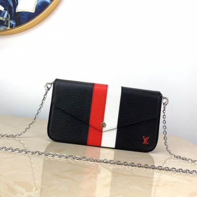 LOUIS VUITTON LV 路易威登 M62982 黑色 POCHETTE FéLICIE 錢夾 由Epi皮革面料裁制而成的Pochette Felicie內含兩個可脫卸口袋，是攜帶整理您的日常用品的時尚之選。它不僅