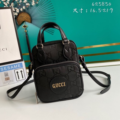 GUCCI古馳 新款。市場頂級獨家控貨，專櫃品質 採用進口牛皮，原廠五金！精緻做工。獨家實物拍照品質如圖可見。款號: 625850。尺寸：寬16.5*高21*側寬9。