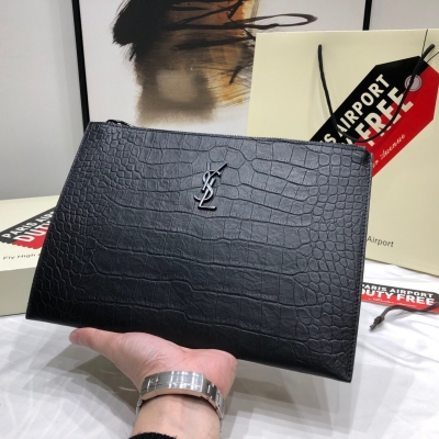 YSL Yves Saint laurent SLP聖羅蘭 代購級別 17727 黑色 新款手拿包、採用進口手抓鱷魚小牛皮、搭配獨家PARIS免稅店禮盒正品五金開模、純鋼定制 電鍍工藝29.5*21*1cm。