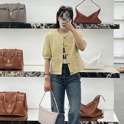 Celine Vintage 2023P 新款 羊毛軟尼短袖元氣小仙女必備 精緻小短款超顯腿長 搭配連衣裙的首選！毛茸茸的織帶裝飾彰顯質感的設計 SML