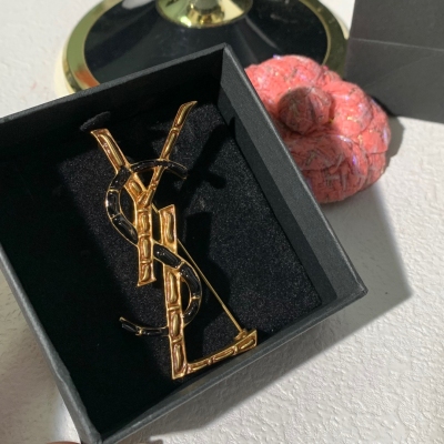 YSL聖羅蘭Yves Saint Laurent 新款分享 秋冬氛圍感胸針 精緻又富婆的設計 高級感拉滿 2023/24早秋