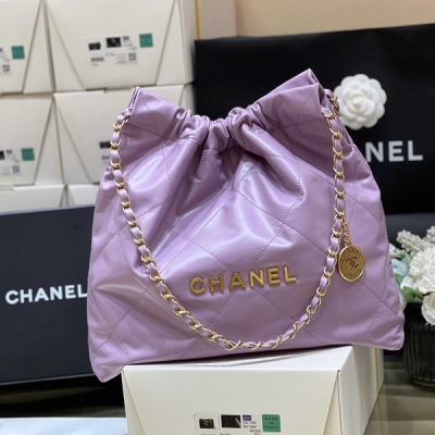 Chanel香奈兒 2024cc 春夏火爆22 bag垃圾袋 中號正品購入開發 獨家原廠方框小牛皮 本季最火最值得入手的系列，它的名字叫22 bag，小香凡是以數字命名的都必火爆也一定會成為經典超級時尚和大氣，非常好搭配，那就對啦背上就是頂